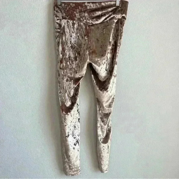 Fabletics Women’s Teddy High Waisted Velour Crossover Leggings Size L NWT - Picture 5 of 11